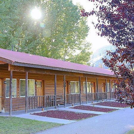 Southfork Lodge - Riverside Inn Lowman Buitenkant foto